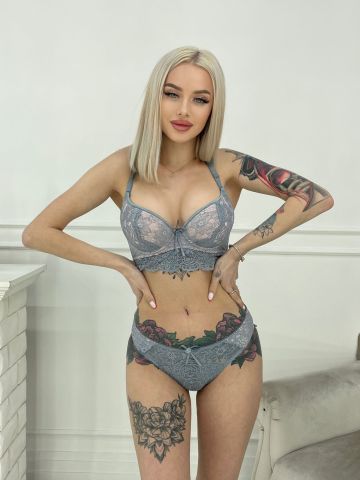 Ева